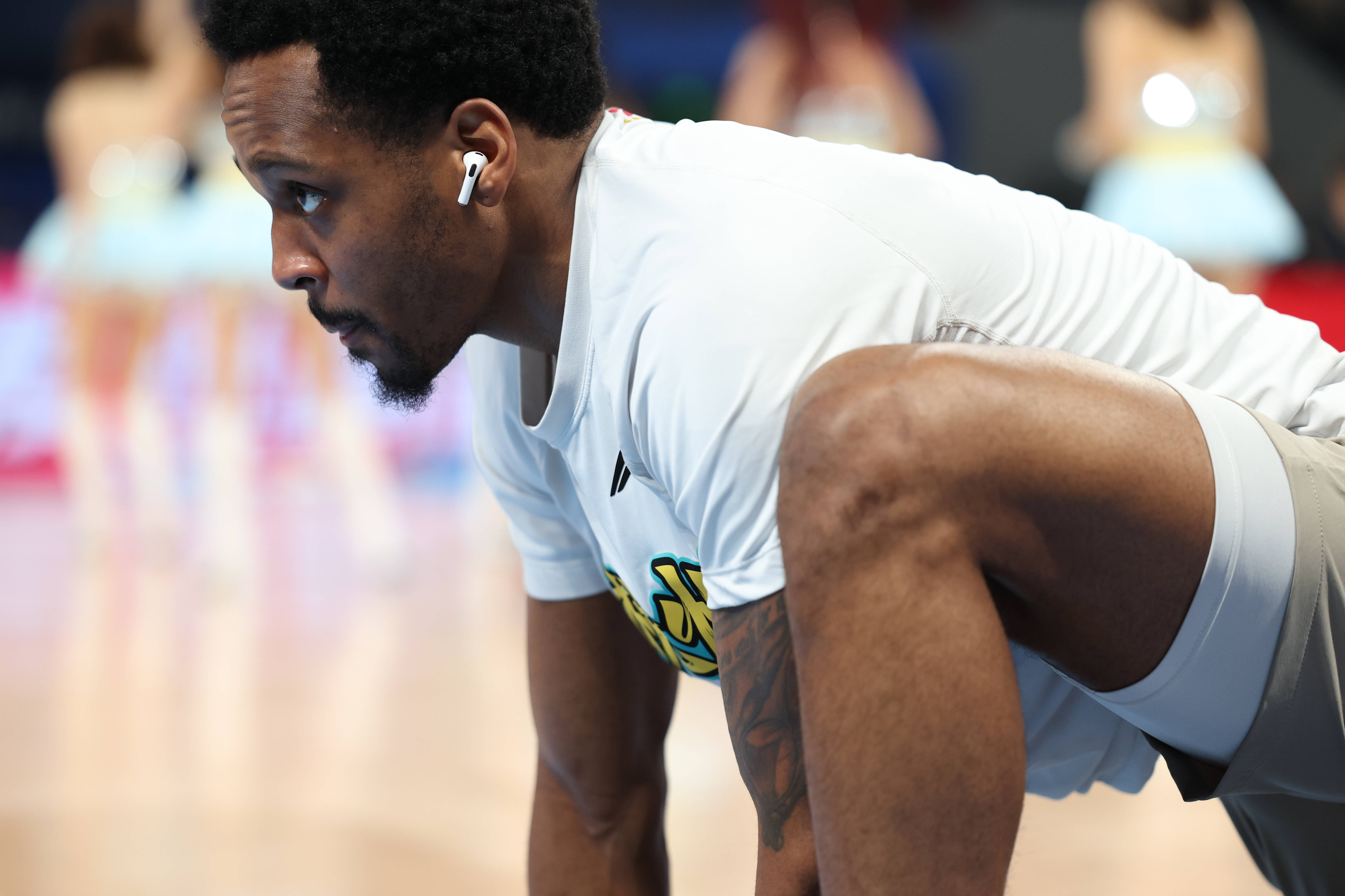 转会期广厦男篮调整名单以备亚冠,防线松动环节打磨,底气十足,细节决定成败 转会期广厦男篮调整名单以备亚冠,防线松动环节打磨,底气十足,细节决定成败