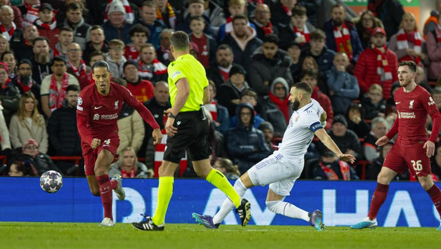 西汉姆迎国王杯关键赛;赛后临场应变;气氛紧张;训练强度明显提升 西汉姆迎国王杯关键赛;赛后临场应变;气氛紧张;训练强度明显提升